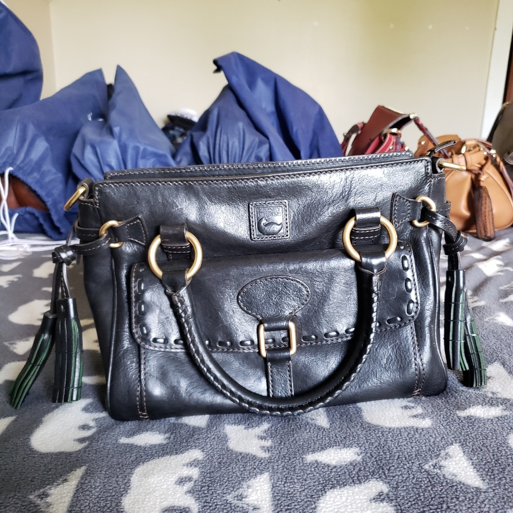 Dooney Florentine Medium Pocket Satchel in black